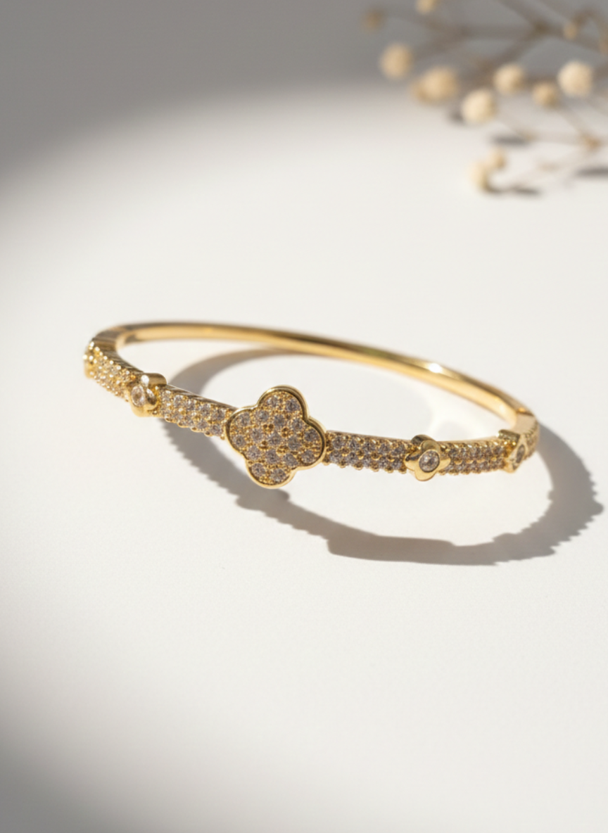 LUXE CLOVER BRACELET